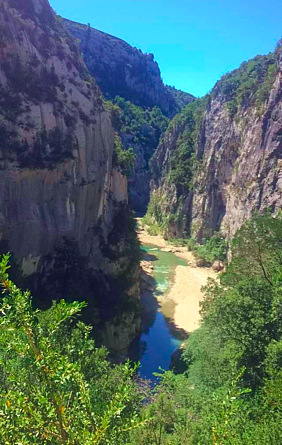 image from https://s3.amazonaws.com/feather-client-files-aviary-prod-us-east-1/2016-07-20/7d0b7be2c427422eae022f9e4d5baaaf.png image from https://s3.amazonaws.com/feather-client-files-aviary-prod-us-east-1/2016-07-20/7d0b7be2c427422eae022f9e4d5baaaf.png