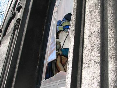 Stainglassofjesusandma