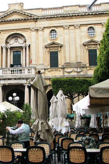 Malta_outdoor_cafe