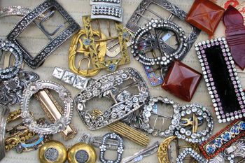 Box_of_buckles