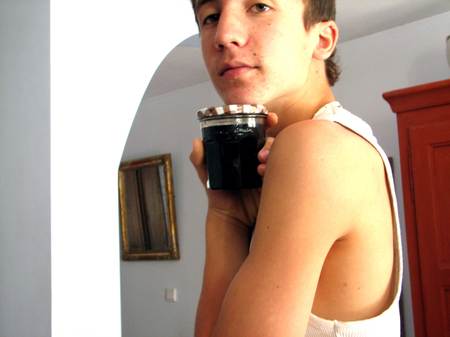 Sacha and his jam Sachashowingthejam_2