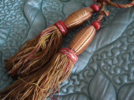 tied together tassels Img_4598
