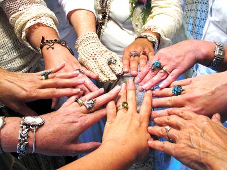 Girls hands Girlshands