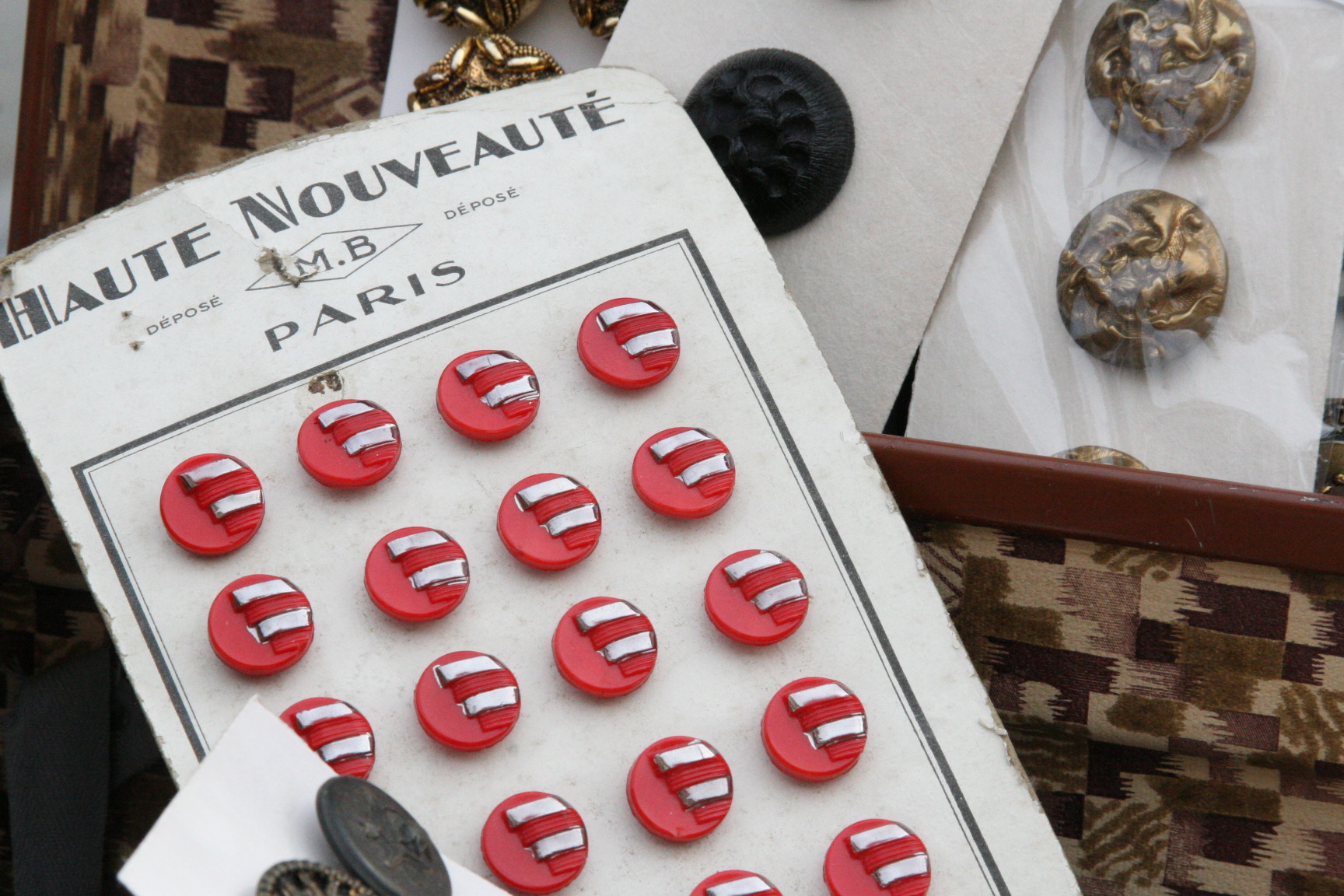 vintage buttons vintage buttons