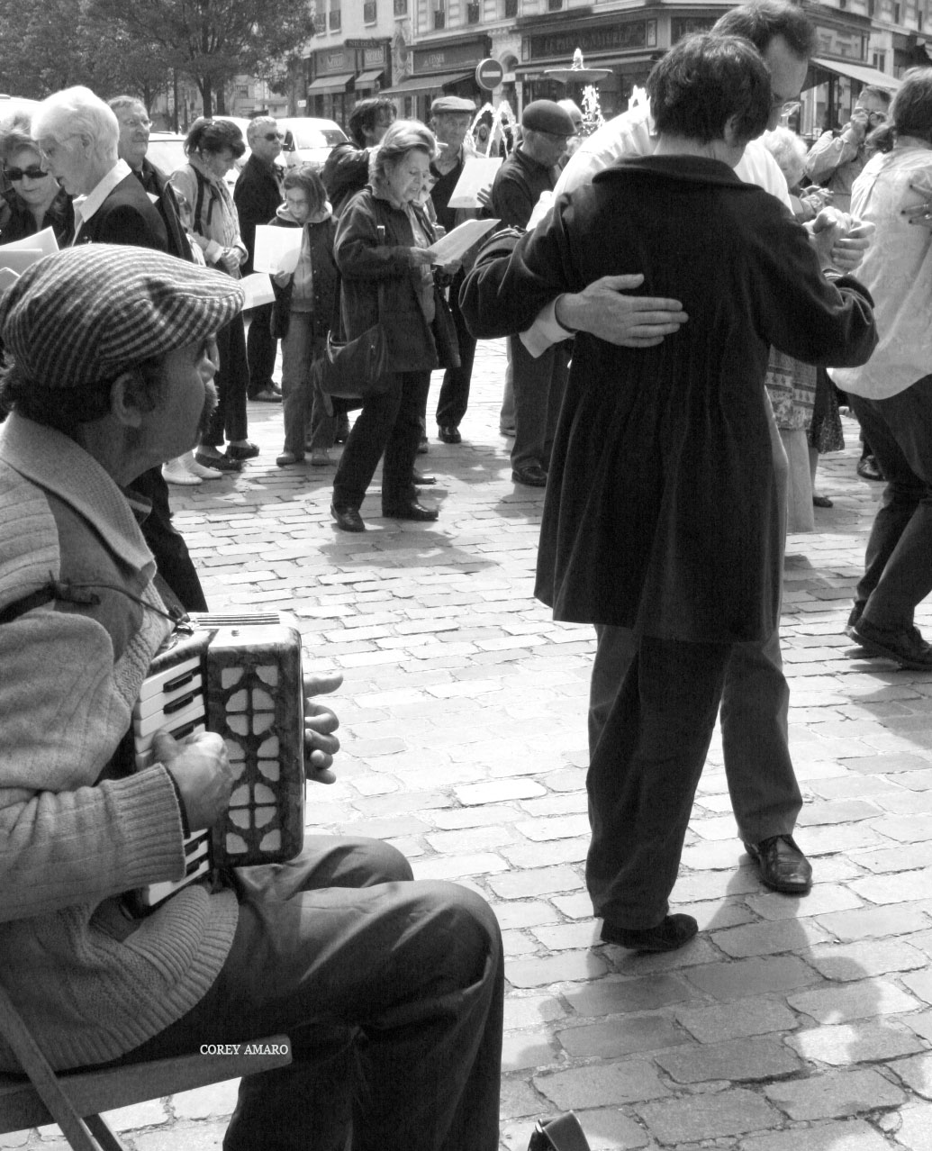 Dancing Rue Mouffetard Dancing Rue Mouffetard