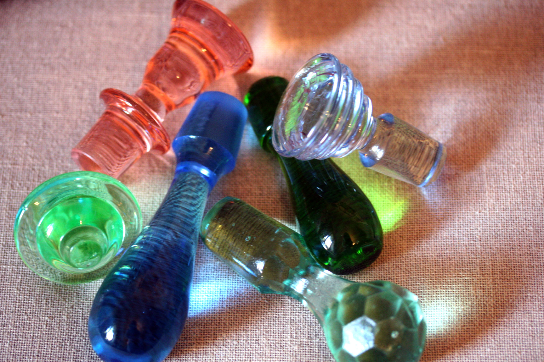 Pastel-bottle-stoppers
