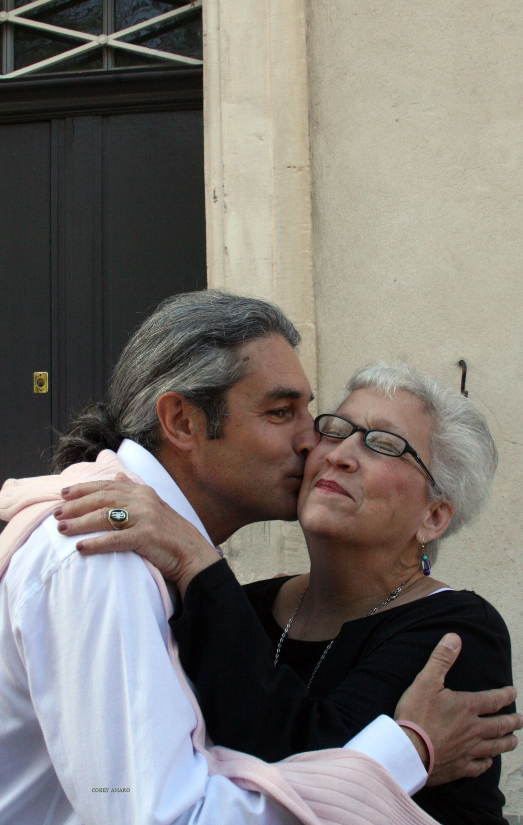 French-kiss-happiness French-kiss-happiness