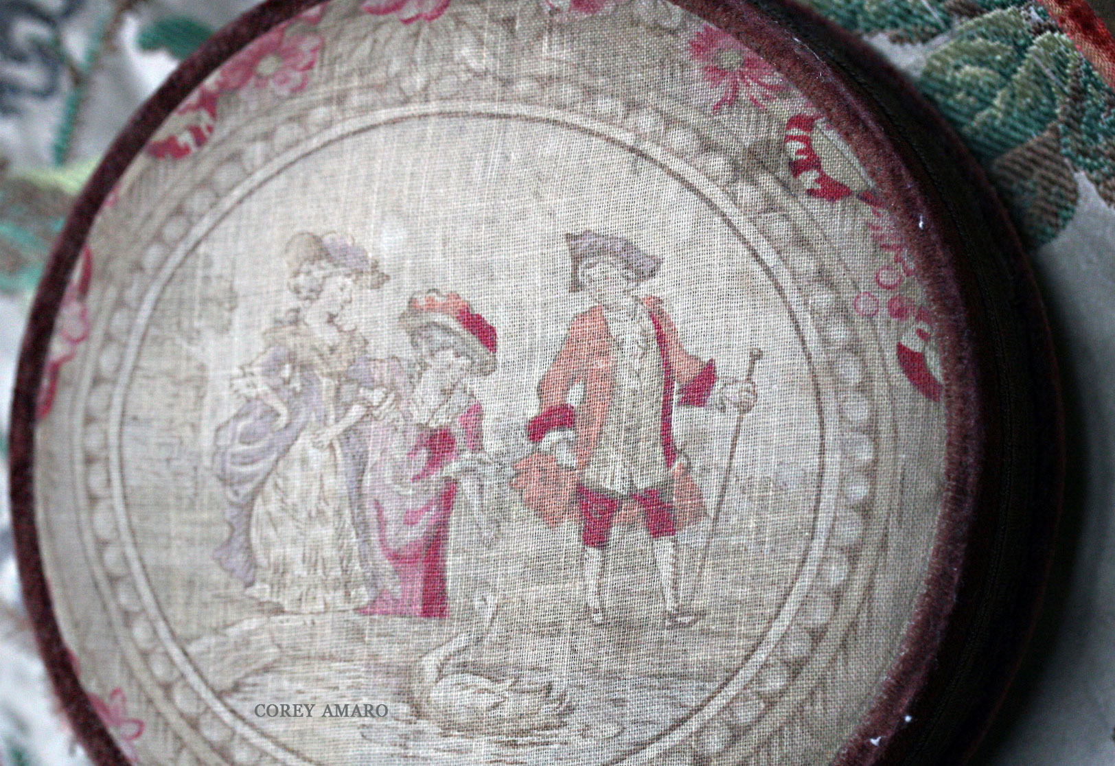 Fabric-covered-candy-box Fabric-covered-candy-box