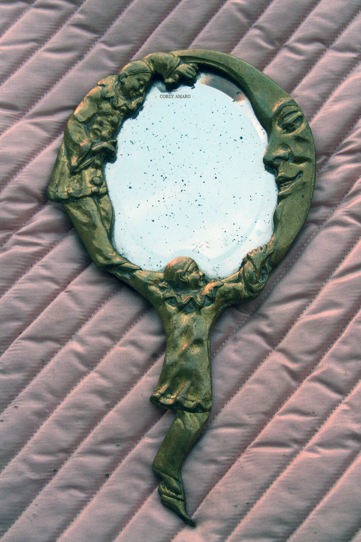 Child's-hand-mirror