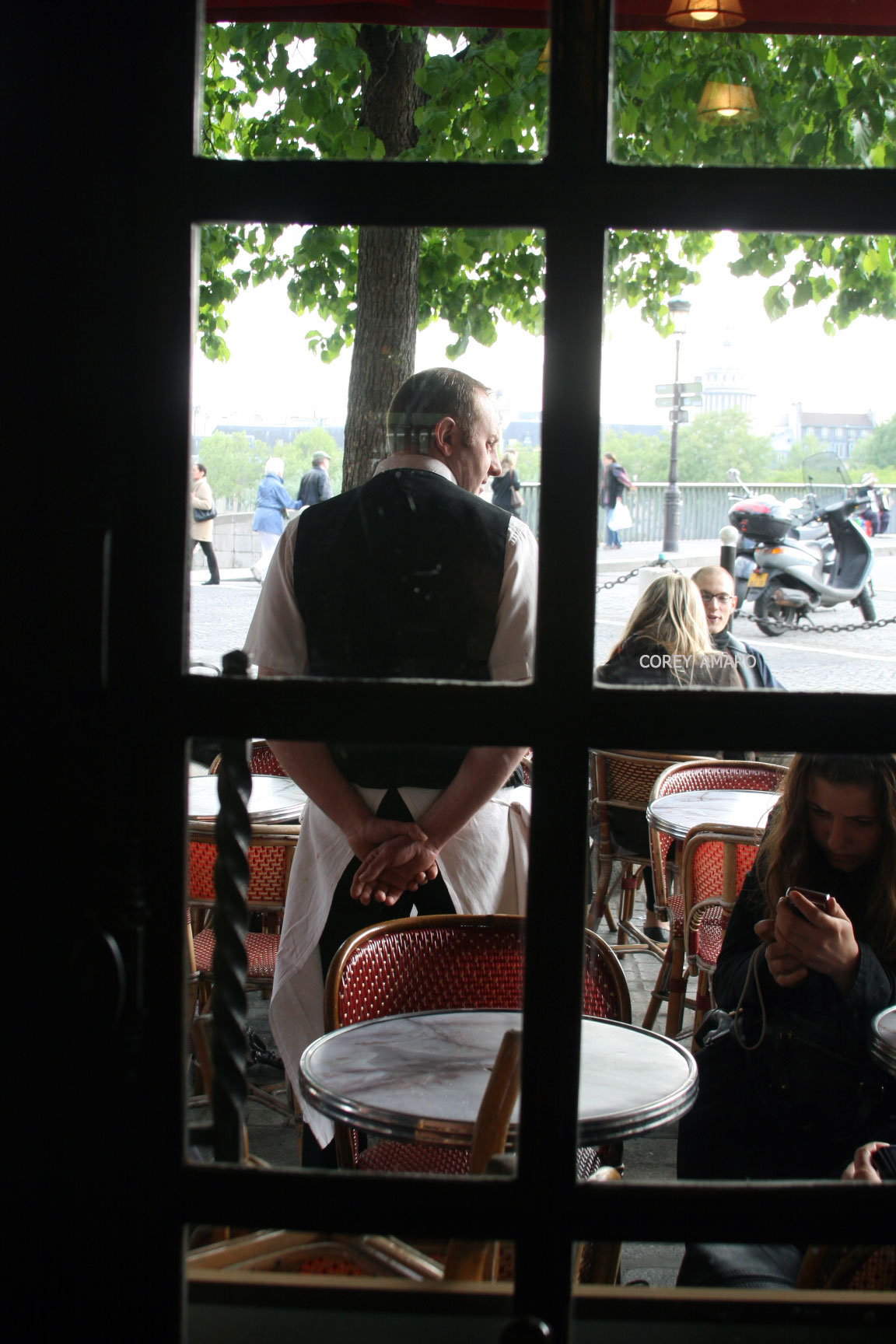 French-waiter