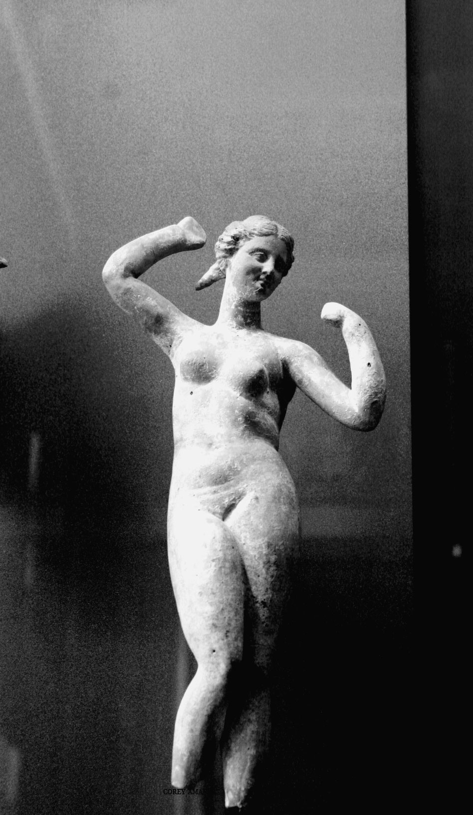 500-B.C.-doll-in-the-Louvre