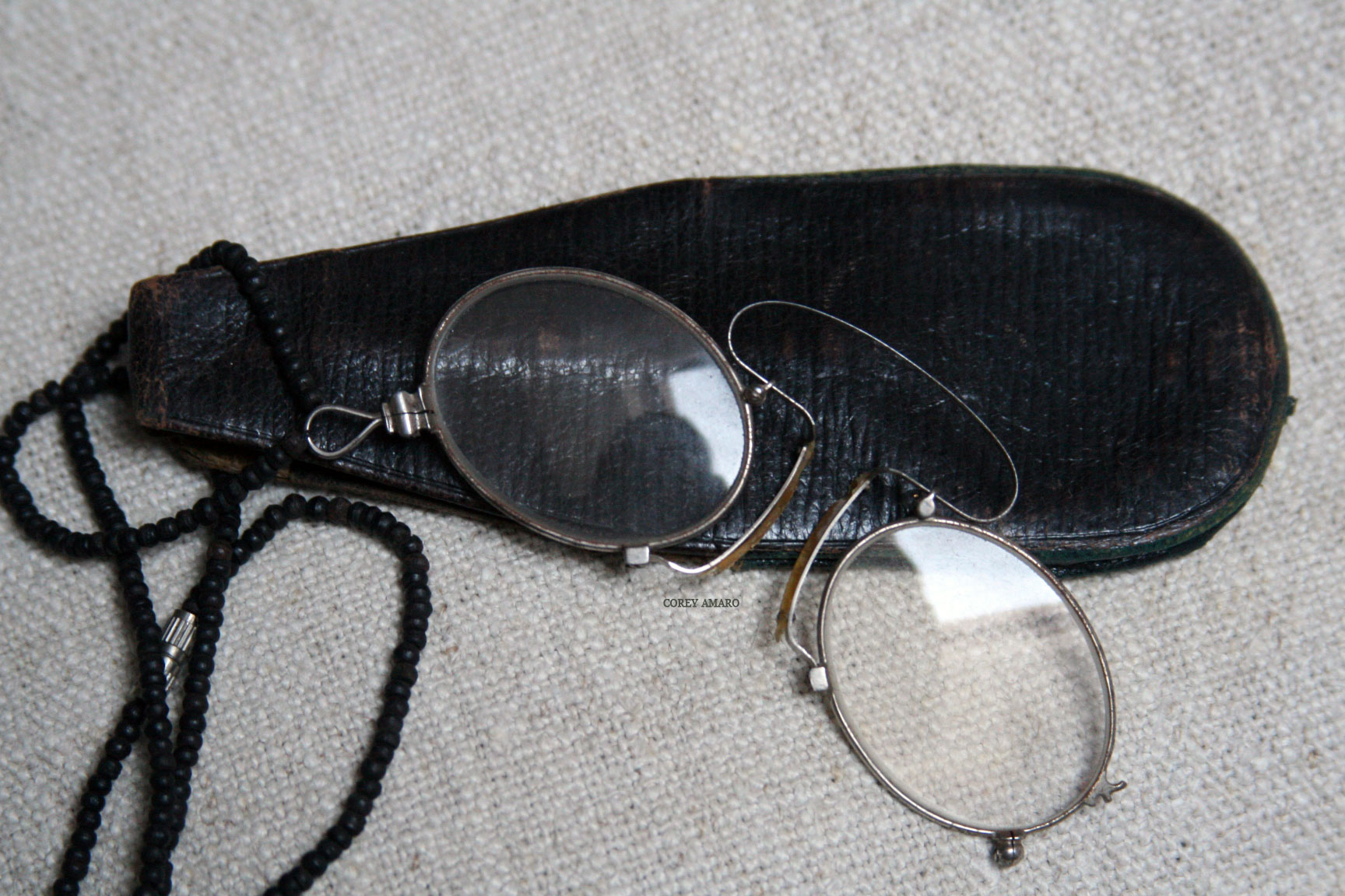 Eye-glasses