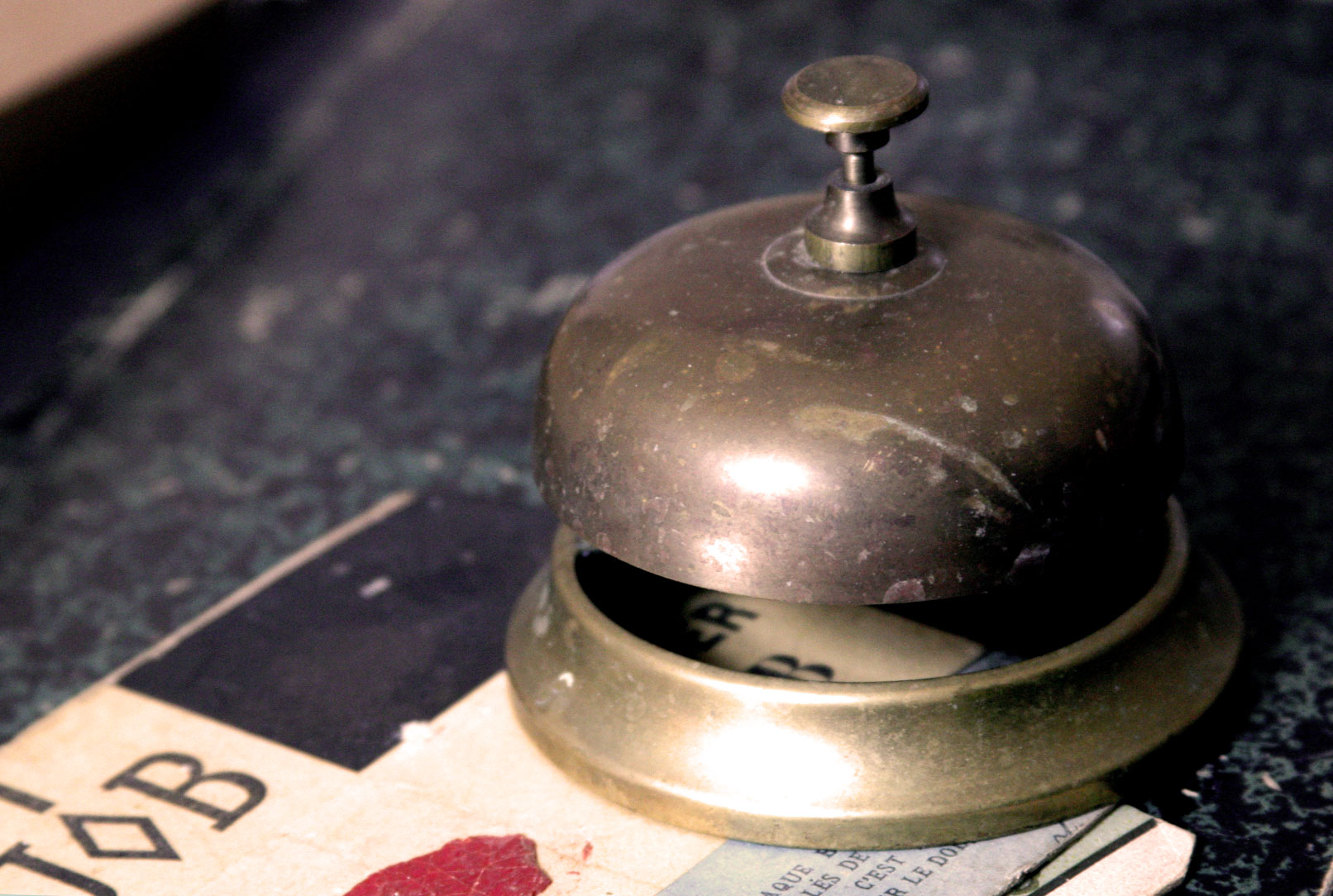 Hotel-bell-bronze