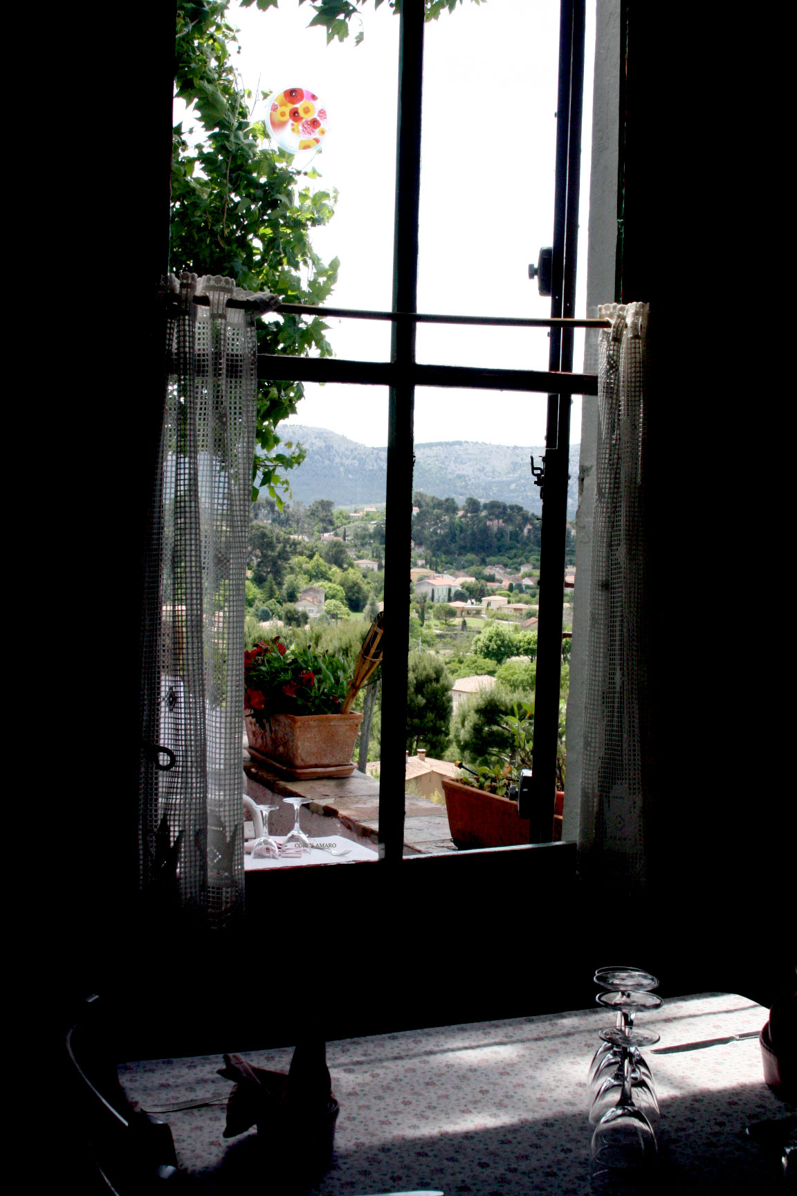 Restaurant-with-a-view