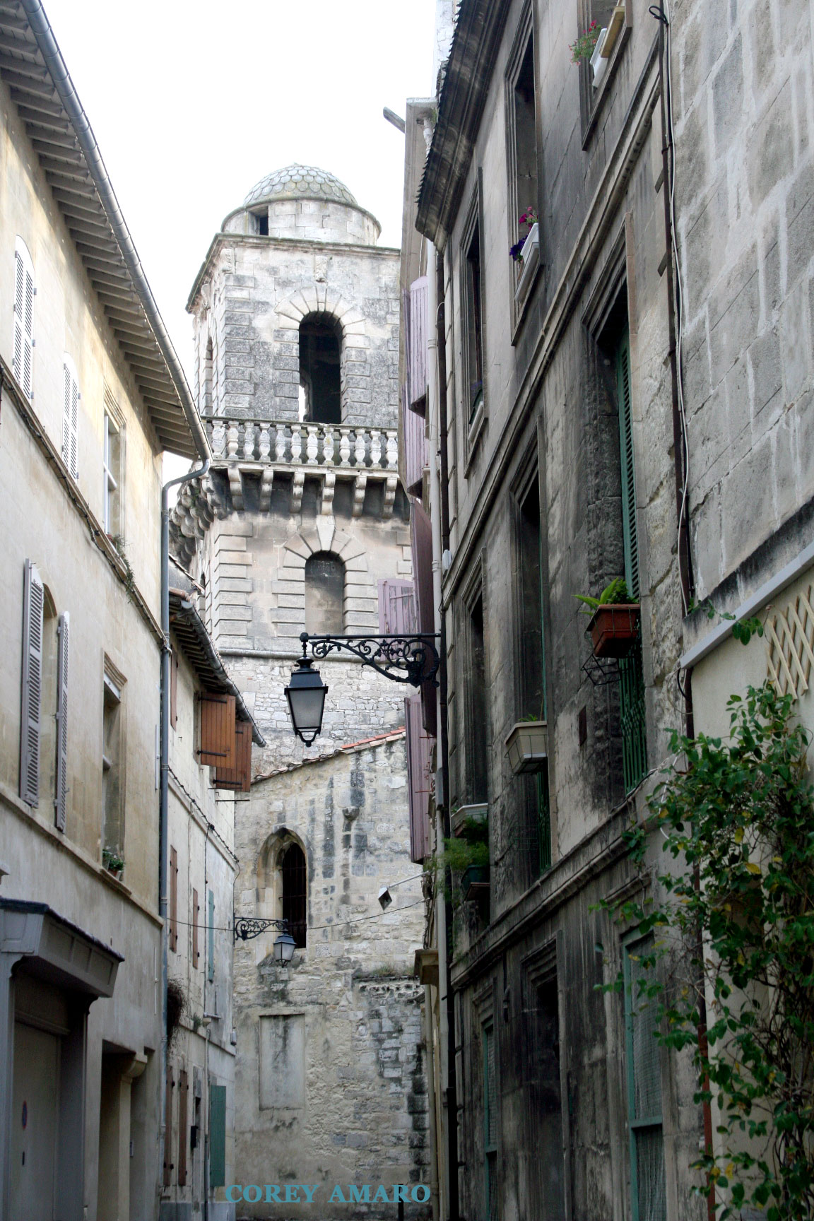Arles-facade