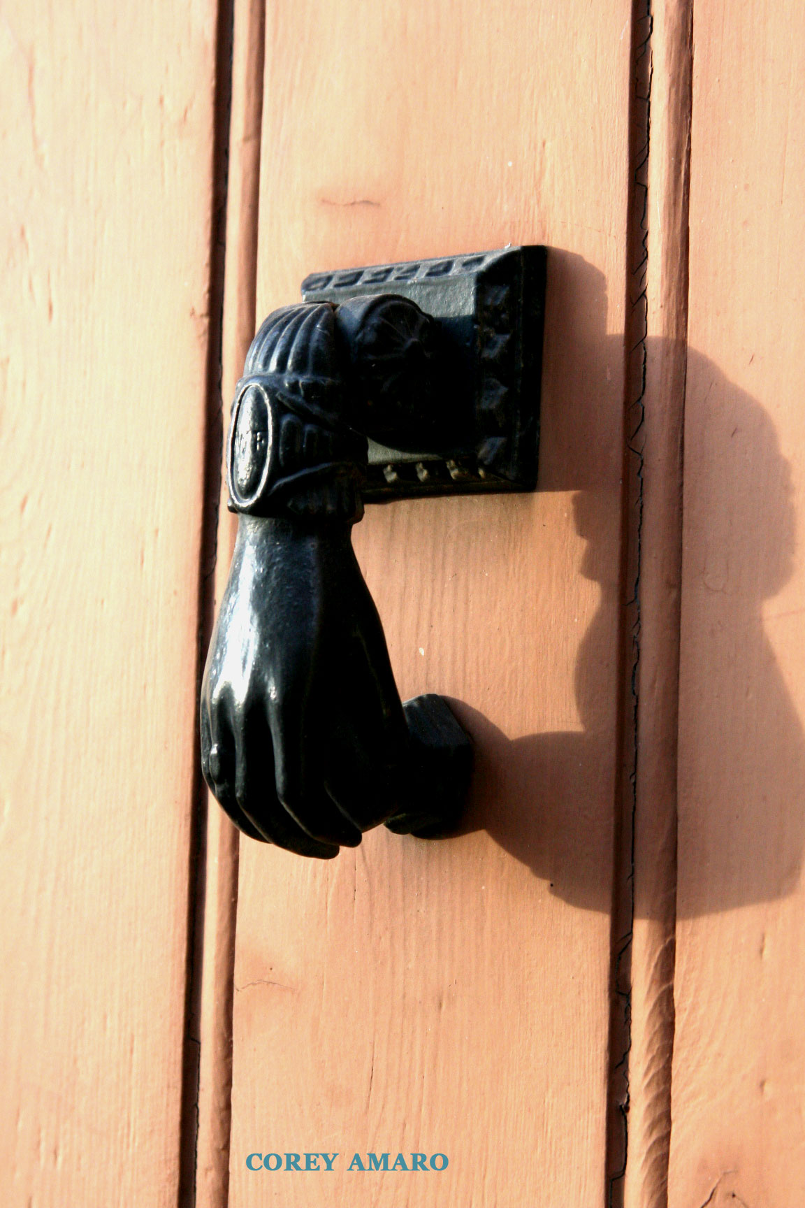Fatima's-hand-knocker