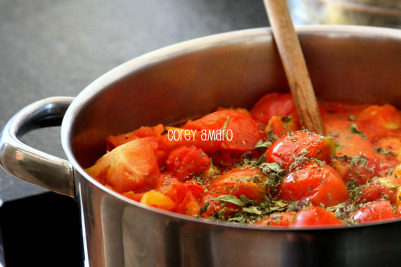 Homemade tomato sauce