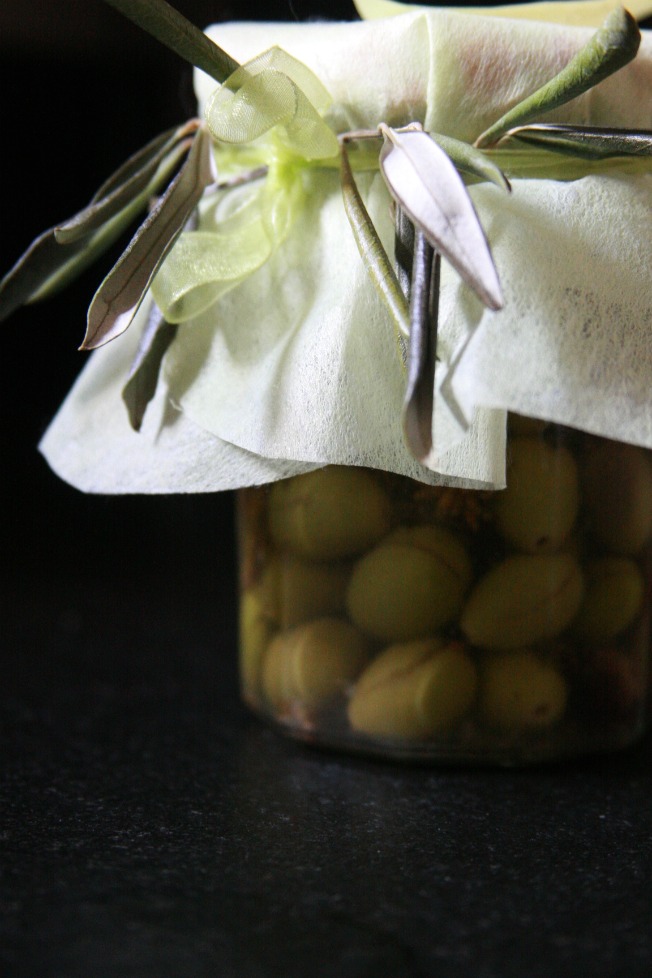 Olives f.v. Olives f.v.