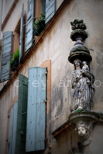 Statue on street corner Statue on street corner