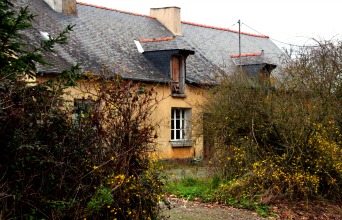 Farmhouse facade Farmhouse facade