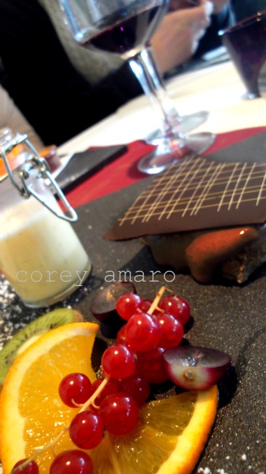 Chocolate mousse on biscuit Chocolate mousse on biscuit