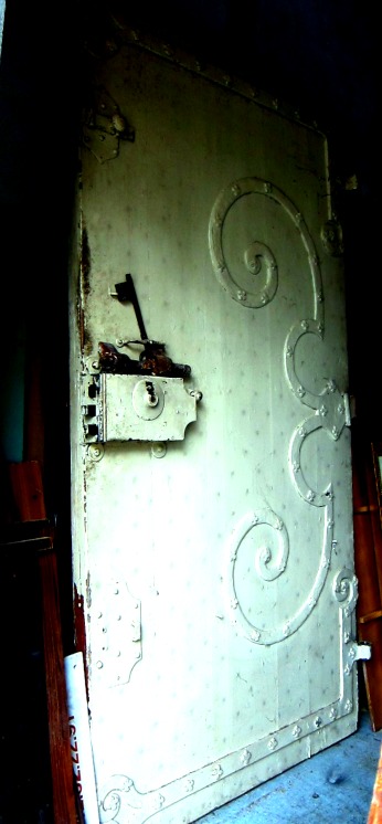 Nance harper castle door