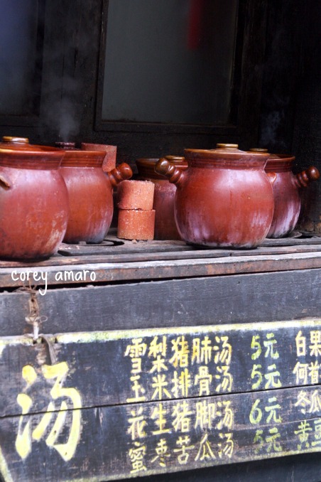 Clay pots cookery yangshuo
