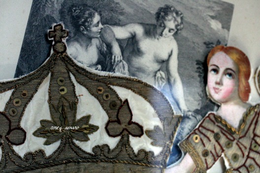 Angel holding crown