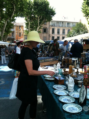 Via iPhone Brocante Market, more to come Via iPhone Brocante Market, more to come