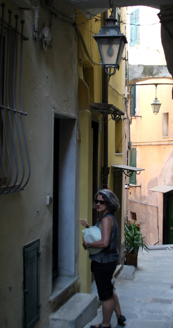 Judy in cinque terre