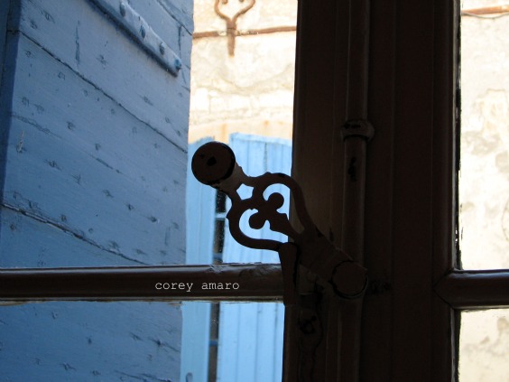 Iclosed window