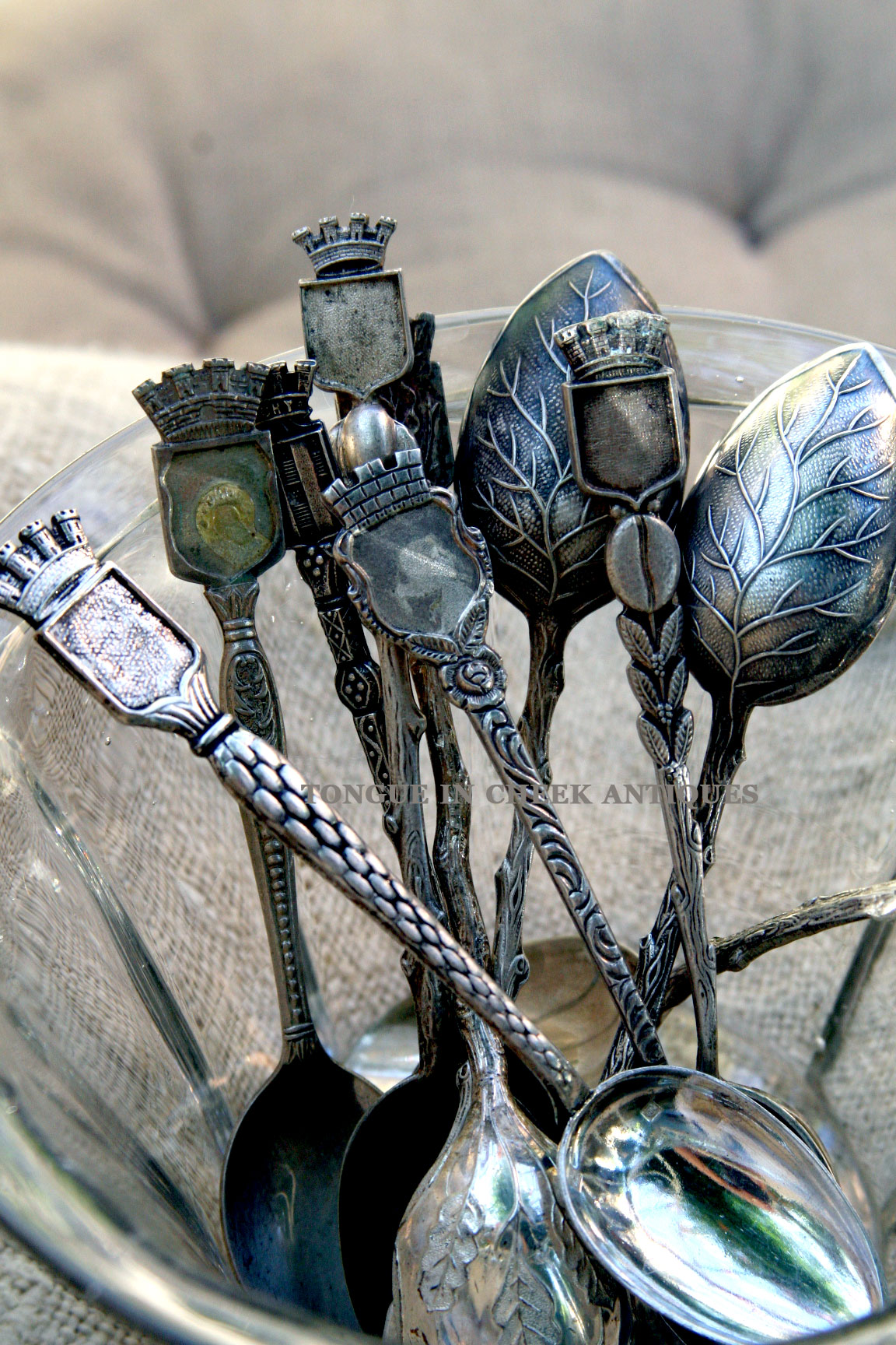Crown-top-spoons