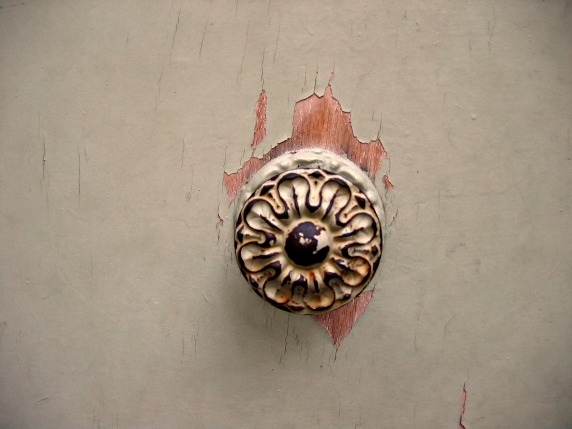 French flower knob
