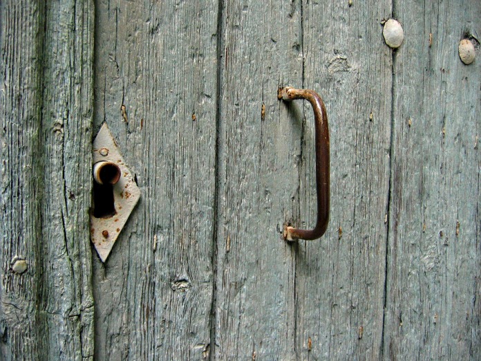 Old Diamond key hole