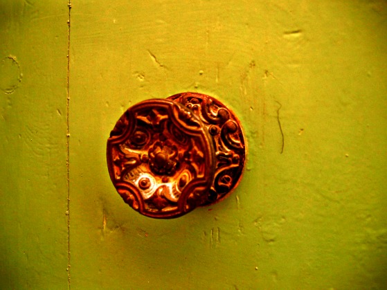 Rosette door handle French