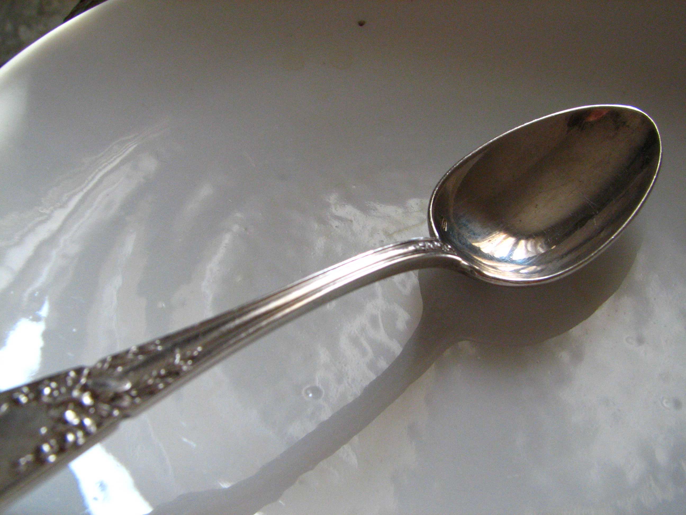 Empty-silver-spoon Empty-silver-spoon