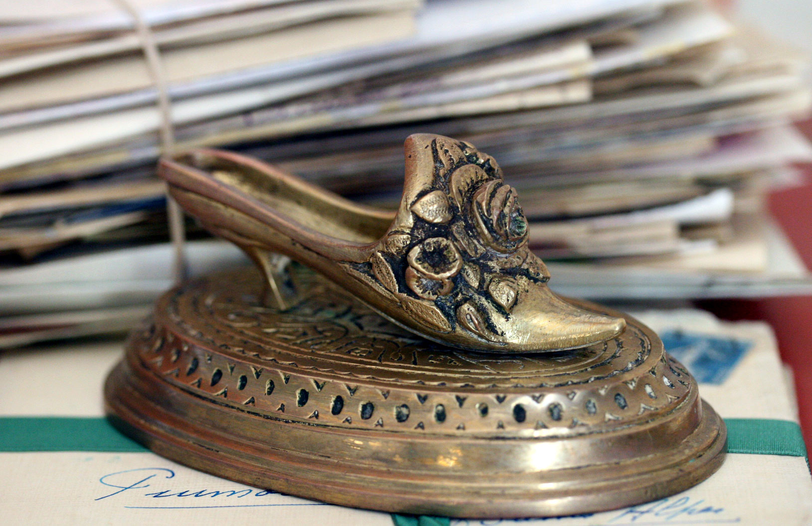 Paperweight Paperweight