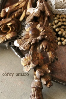 Gilded wood Gilded wood