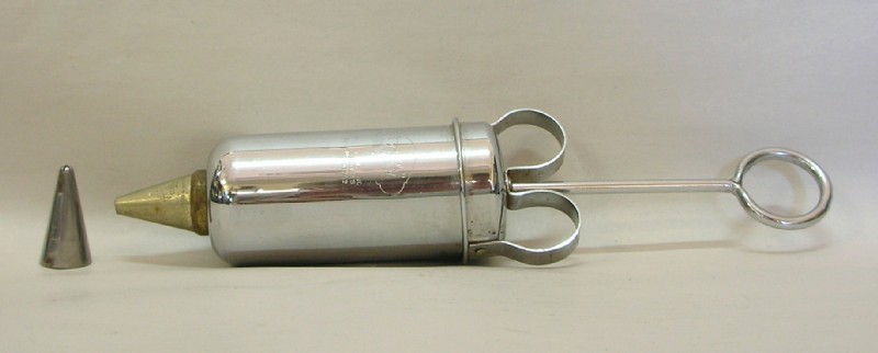 Icing dispenser