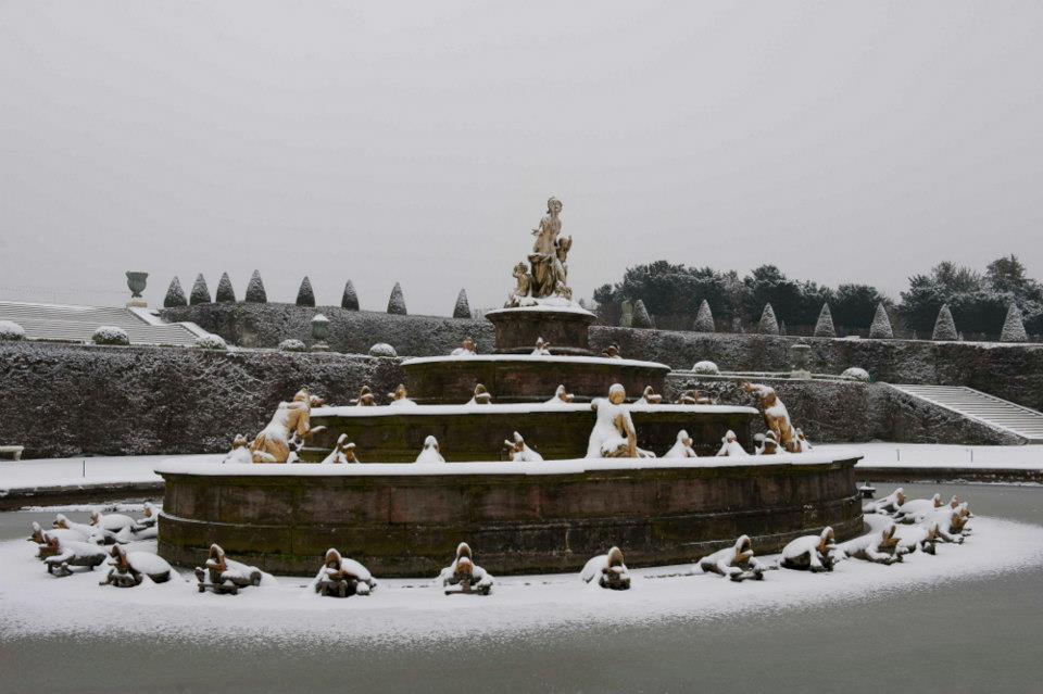 Fountain de Versailles Fountain de Versailles
