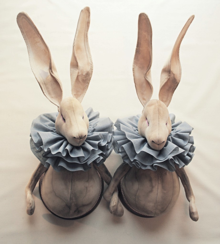 Twin-Ruffle-hares-winter mr finch Twin-Ruffle-hares-winter mr finch