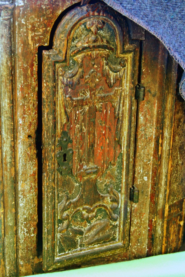 Antique tabernacle Antique tabernacle