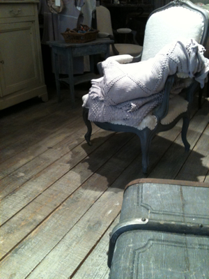 La Boutique de L'Antiquaire...