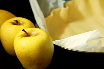 Apple crumple tart