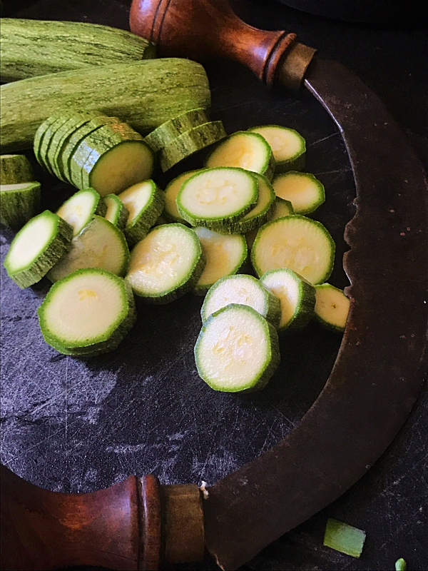 Lunch in Provence, easter, Brocante Lunch in Provence, easter, Brocante