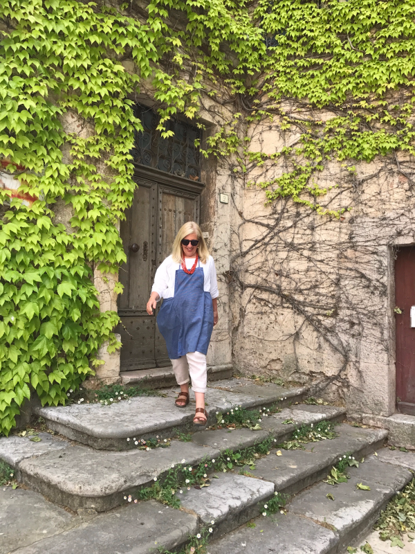 Corey Amaro, Brocante, living in franc