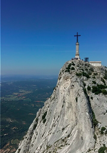 Hiking Mount Saint Victoire with Cezanne in Mind Hiking Mount Saint Victoire with Cezanne in Mind