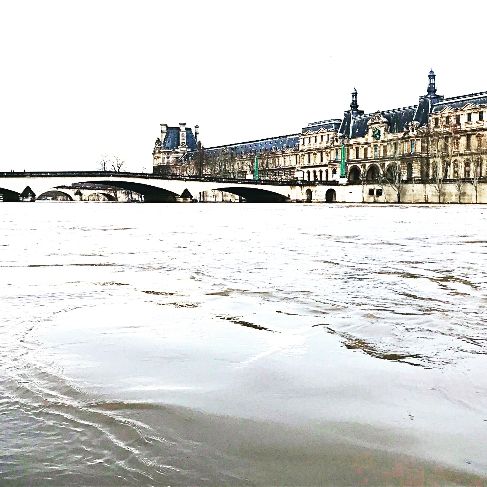 seinr river paris