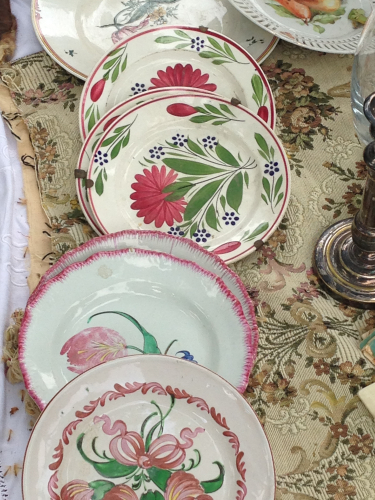 Brocante French la Vie, Corey Amaro