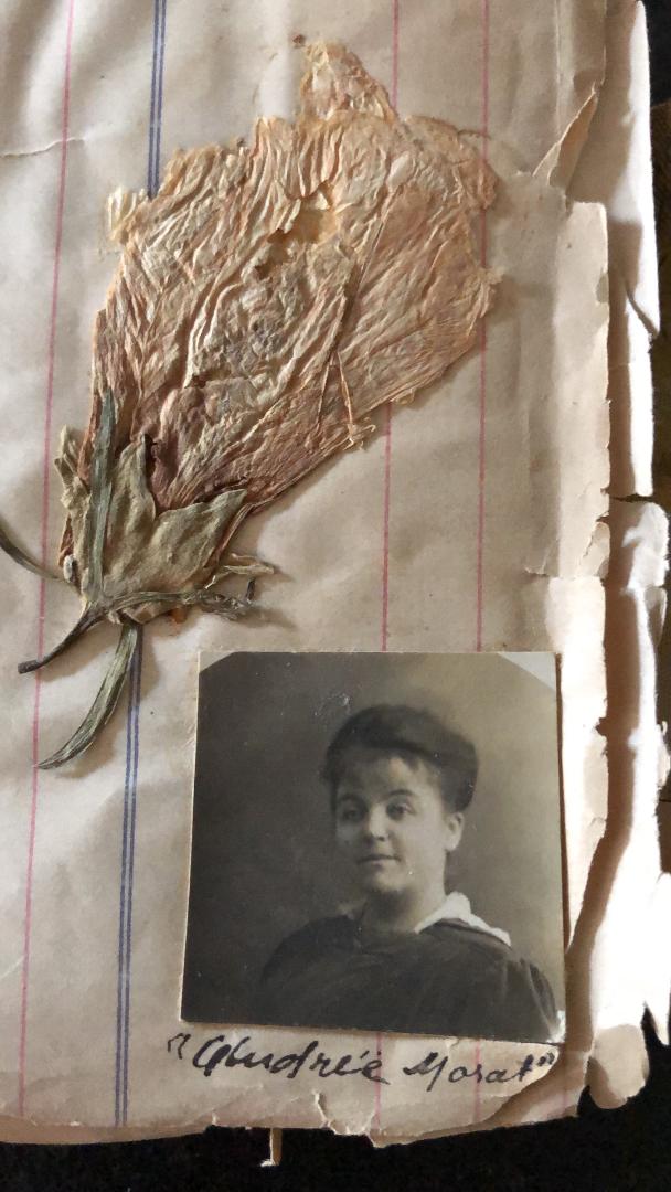 F5AF939E-C87F-4E0B-9BFA-5DE9AA3E2609 F5AF939E-C87F-4E0B-9BFA-5DE9AA3E2609